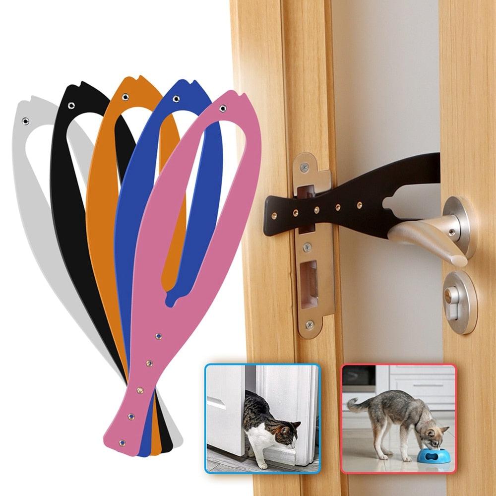 Pet Dog Cat Doorstop Allow Cats in and Keeps Dogs Outside Fast Latch Plastic Strap Door Holder Latch Cat Accessories - Yiepp Store